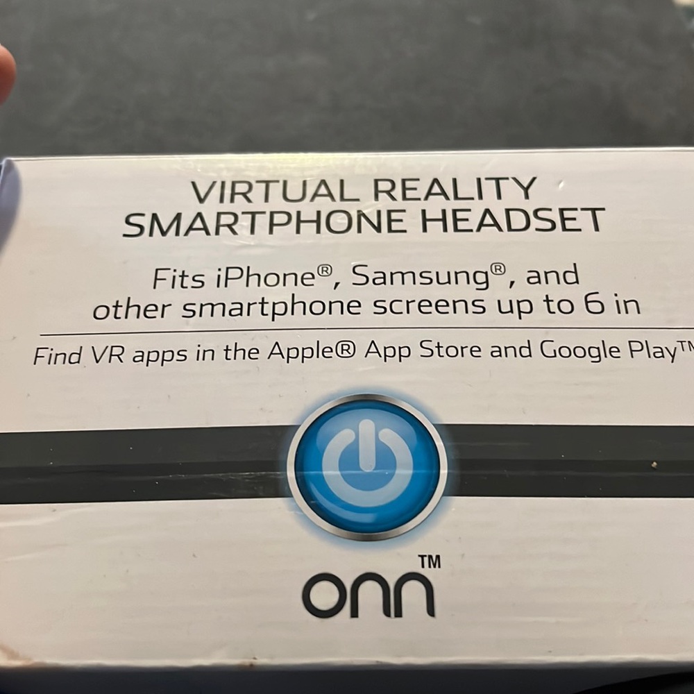 Virtual reality headset